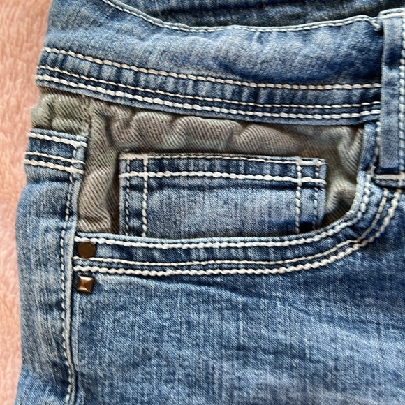 Jean tassled shorts camo design on pockets - Picture 3 of 5